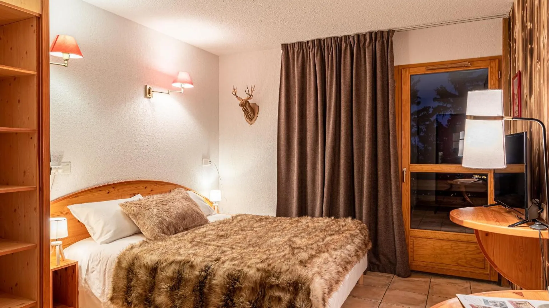 Sunweb Hotel L'Ecrin Des Neiges La Joue du Loup 3*,