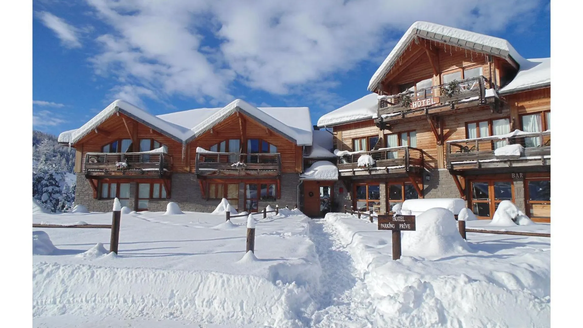 Sunweb Hotel L'Ecrin Des Neiges La Joue du Loup 3*,  France